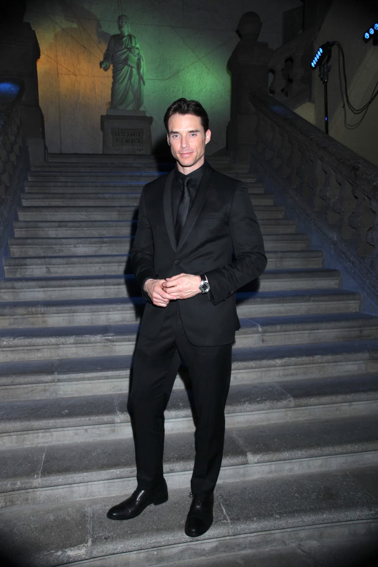 Sin duda alguna, 
<b>Rodolfo Salas</b> conquistará más de un corazón en esta historia. Sin embargo, parece que tendrá dificultades para cumplir el sueño de su corazón.