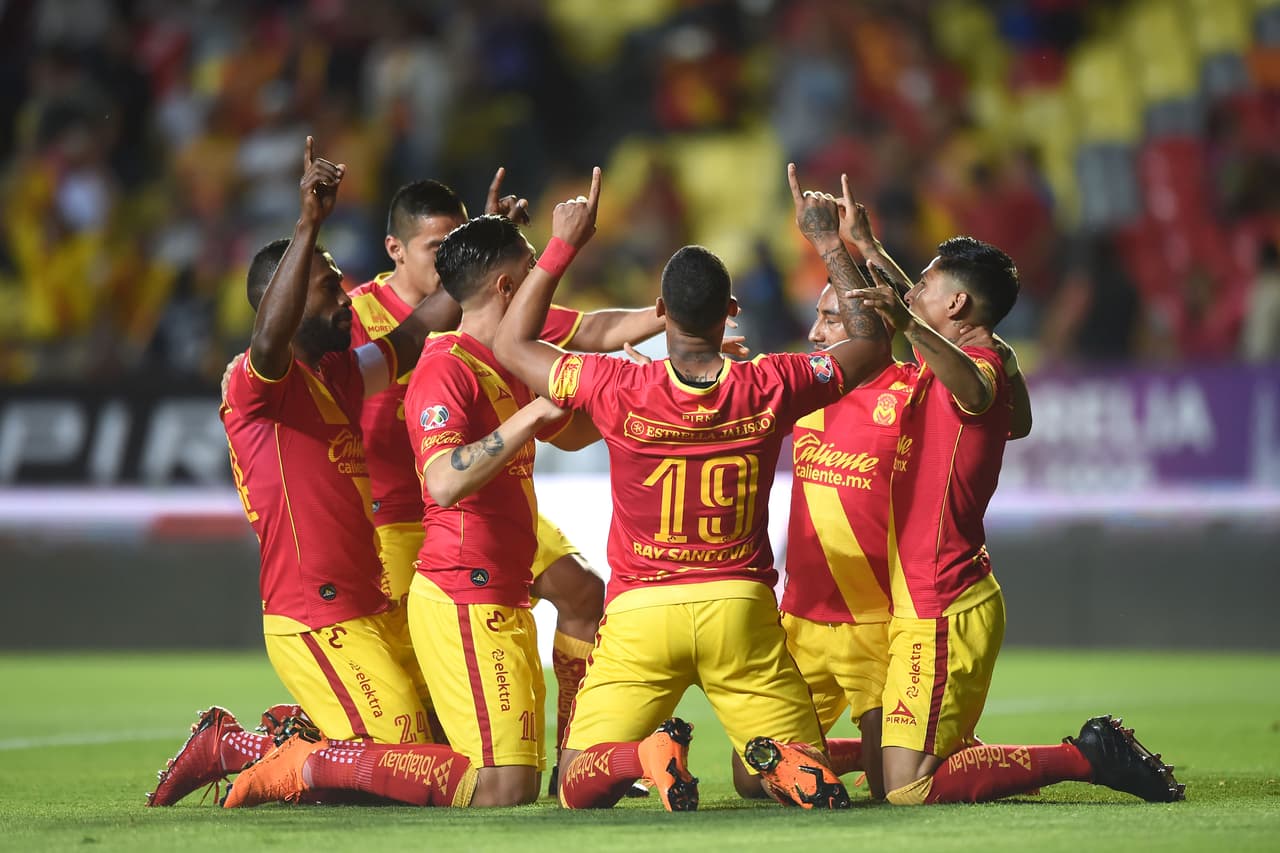 Un autogol de Osmar Mares y un tanto de Diego Valdés bastaron para darle la victoria a Monarcas ante su gente en la fecha 11 del Clausura 2018. Veracruz sigue hundiéndose en el descenso.