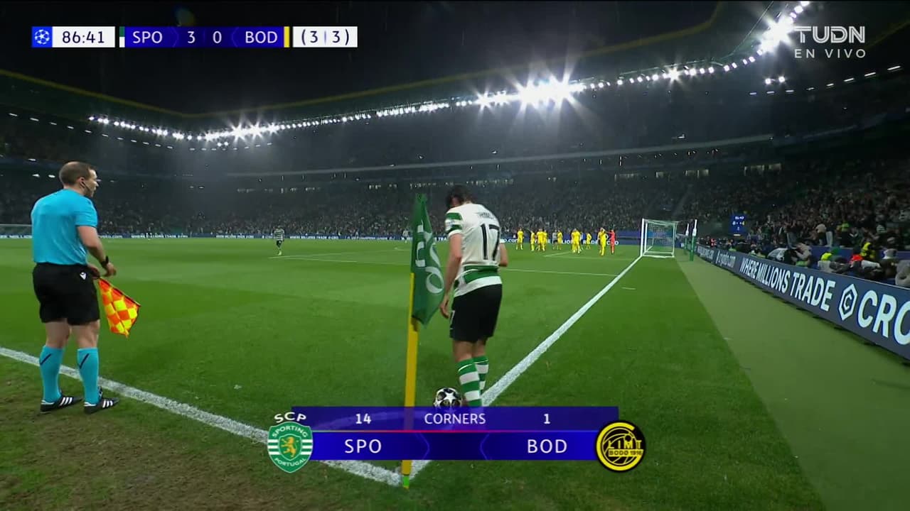 ¡TIRO ATAJADO! disparo por Morten Hjulmand.