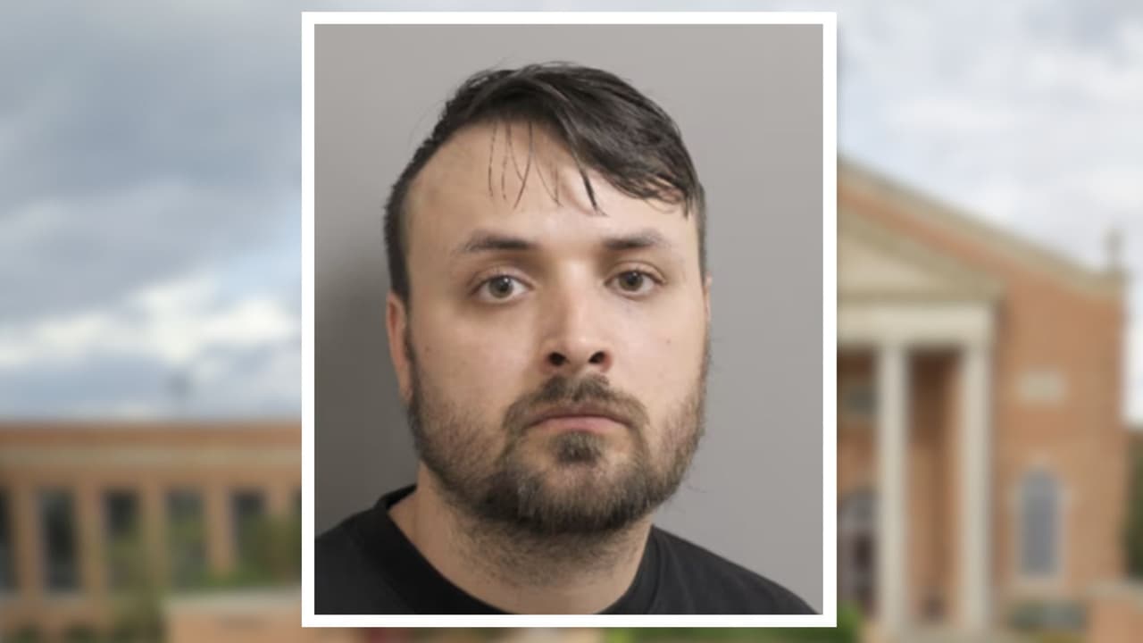 Fijan fianza de $60,000 a maestro acusado de tener relaciones sexuales con estudiante de 15 años