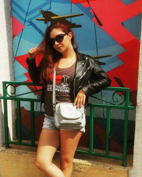 Aunque de vez en cuando aparece en una telenovela. Su trabajo más reciente en la pantalla chica fue en la telenovela 'De que te quiero, te quiero' en el 2013.