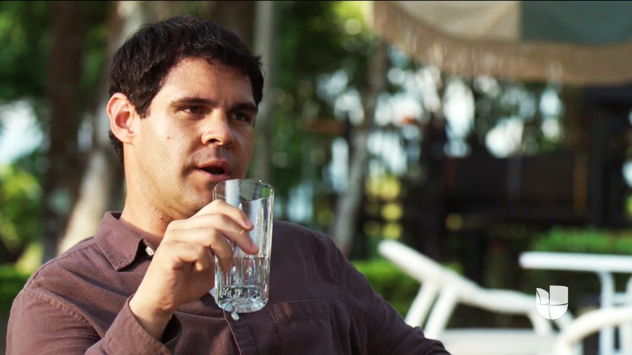 Antes de seguir con sus planes, visitó a Herrerías, el jefe del narcotráfico en Guatemala, para ofrecerle una sociedad.