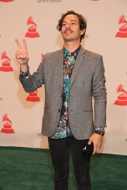 Estamos de acuerdo que los estampados están de moda, pero este hombre exageró con su elección.