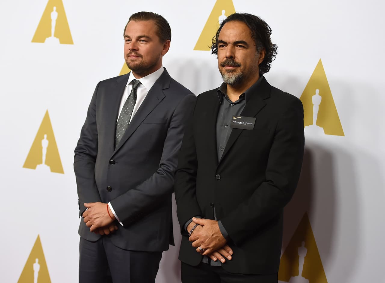 Se creó una avalancha real para una de las escenas, la lograron con explosivos sobre las montañas en Alberta. El tiempo debía ser exacto, pues sólo se podía hacer una toma.