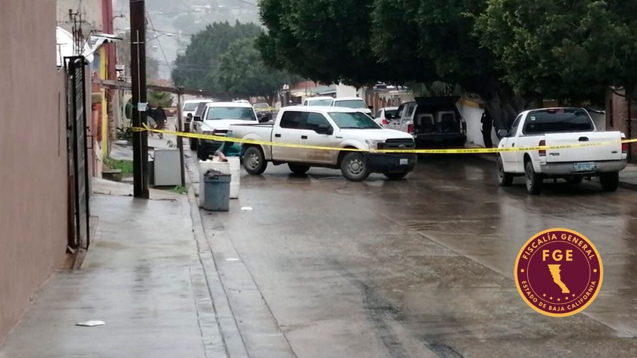 Hallan otros dos cuerpos en el mismo lugar en donde enterraron a la pareja que fue a cobrar rentas a Tijuana