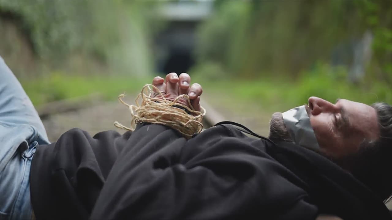 Un Amor VieJJOO en París | Julián libra la muerte para salvar a Wendy