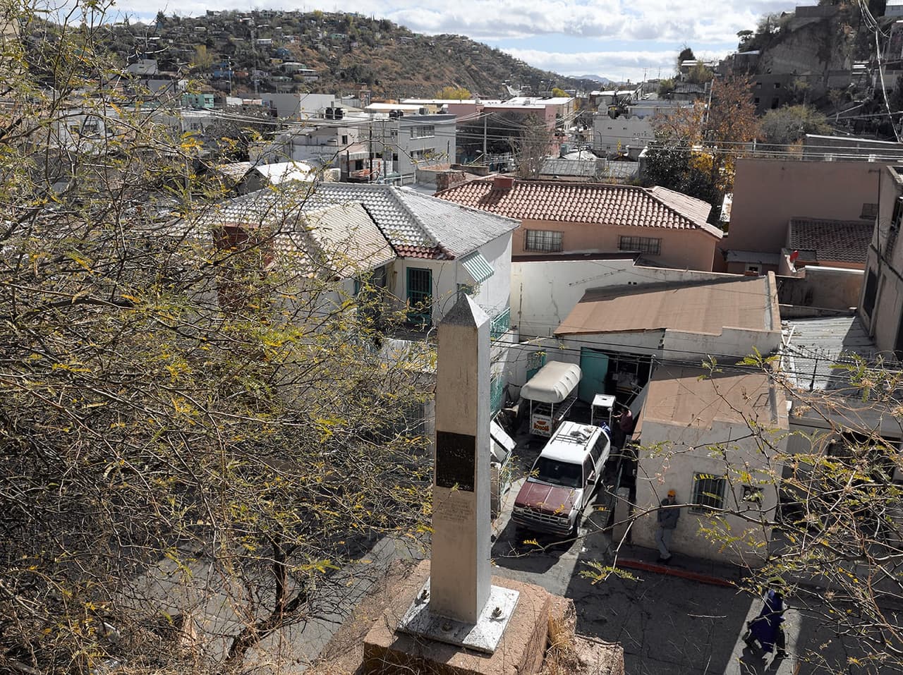Monumento fronterizo número 122A | 16 de diciembre de 2012 |
<b>Nogales, Sonora.</b>