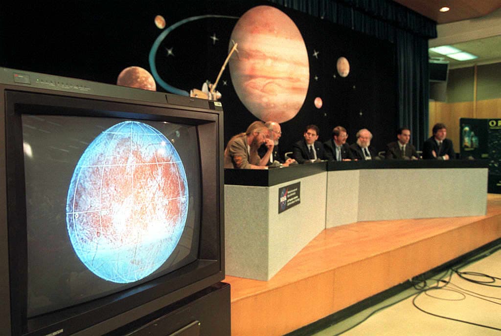 8. La NASA envía la misión Galileo a Júpiter, por primera vez en la historia.