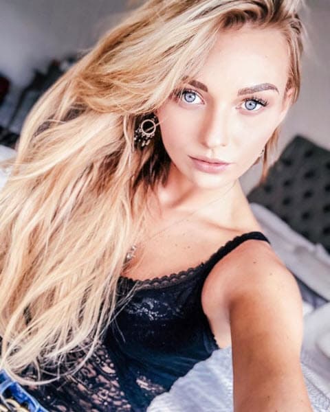 Esta fue la foto que causó controversia, algunos usuarios comentaron que podría estar enferma pues lucía una figura delgada.