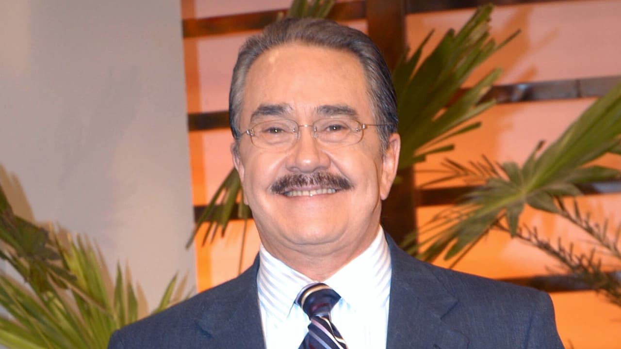 "Que guapo": Pedro Sola compartió una foto de cuando era joven y sus fans quedaron impactados