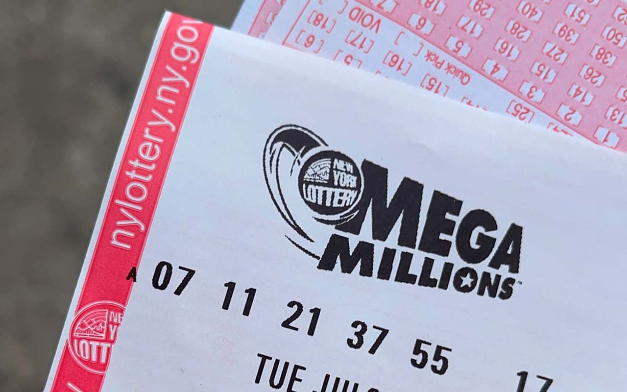 ¿Puede un inmigrante indocumentado jugar a la lotería?