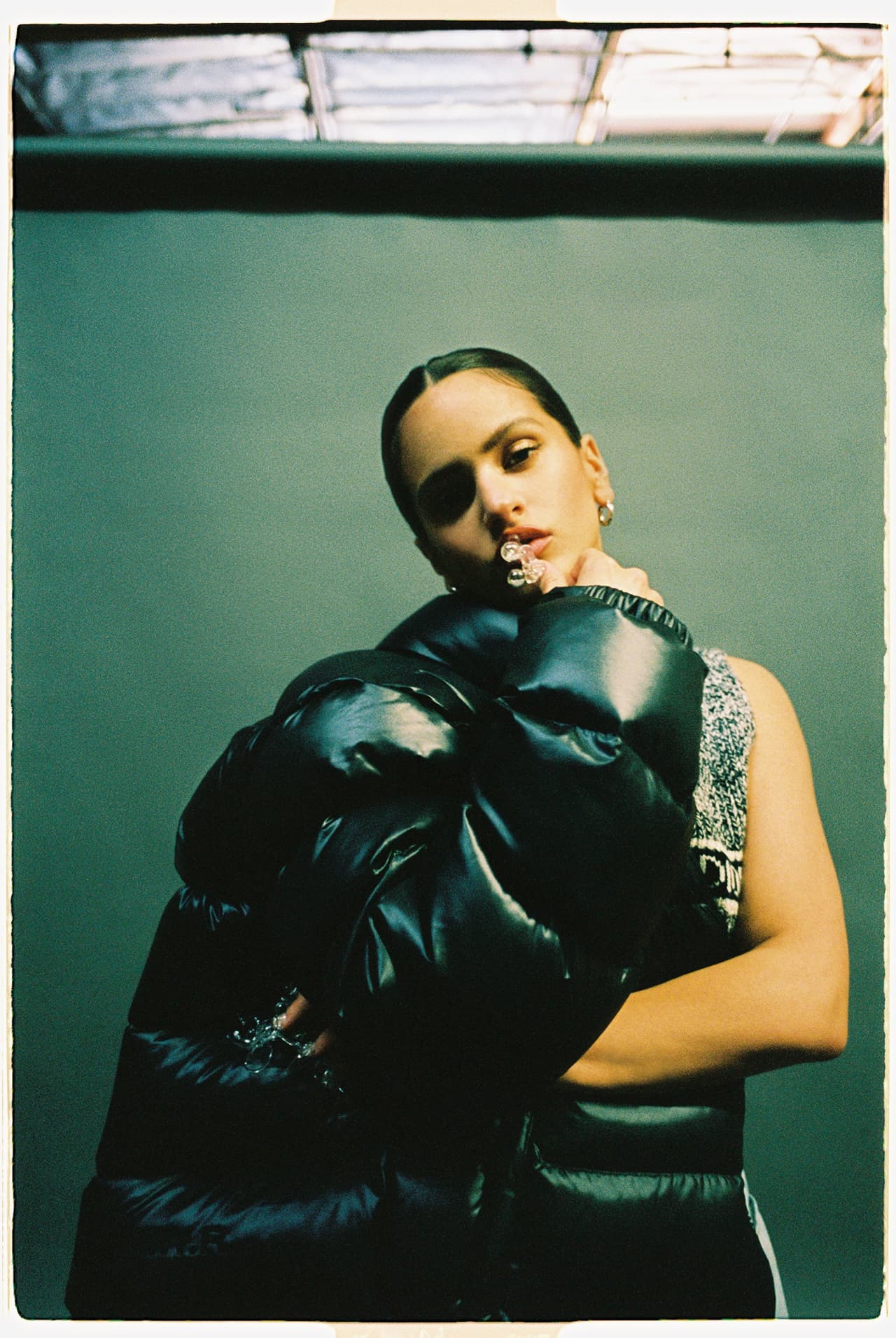 <b>Rosalía </b>
<br>
<b>Nominaciones: 6</b>
<br>· La Mezcla Perfecta
<br>· Colaboración OMG
<br>· Track Viral Del Año
<br>· Artista De La Juventud Femenino
<br>· El Traffic Jam 
<br>· Girl Power
<br>