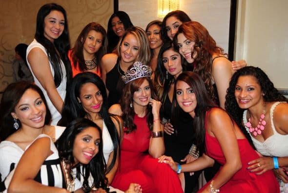 Aleyda Ortiz compartió con las chicas que audicionaron en Nueva York para Nuestra Belleza Latina 2015. ¡Y hasta consejo le dio a las chicas!