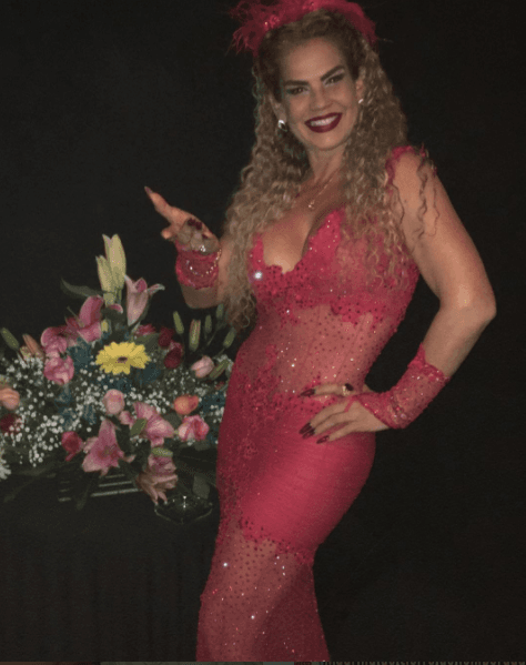 La también cubana recriminó a William el hecho de que se haya pronunciado en contra de Juan Osorio y aseguró que él no tiene ningún derecho de hablarle así a su expareja, pues no tiene ningún vínculo con él. "Tú eres un estúpido... no eres actor, porque no hablas, balbuceas", arremetió.