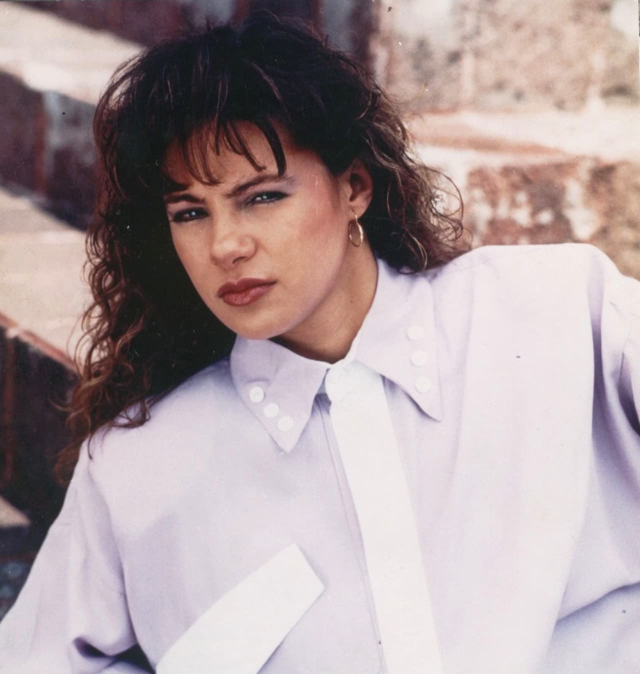 Ana Colchero construyó una exitosa carrera en los melodramas mexicanos. Sus primeras participaciones las realizó en ‘Destino’ (1990), ‘Yo no creo en los hombres’ (1991) y ‘Valeria y Maximiliano’ (1992).