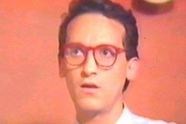 En 1992, César Pierry, actor argentino de ‘Detectives de señoras’, perdió la vida 19 días después de que le explotó una granada de humo en la mano, durante las grabaciones.