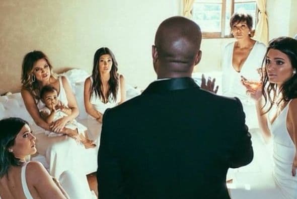 ¡Vaya que Kanye es bendito entre las... KARDASHIAN!