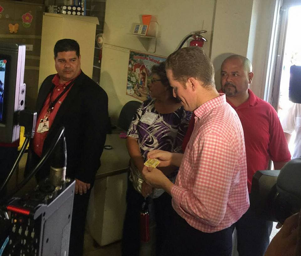 Asi han votado los candidatos políticos