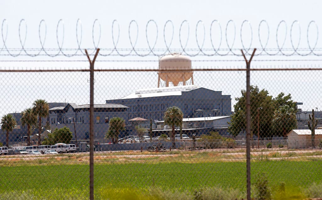 Diario 'The Guardian' reporta que Arizona busca rescatar su cámara de gas para futuras ejecuciones