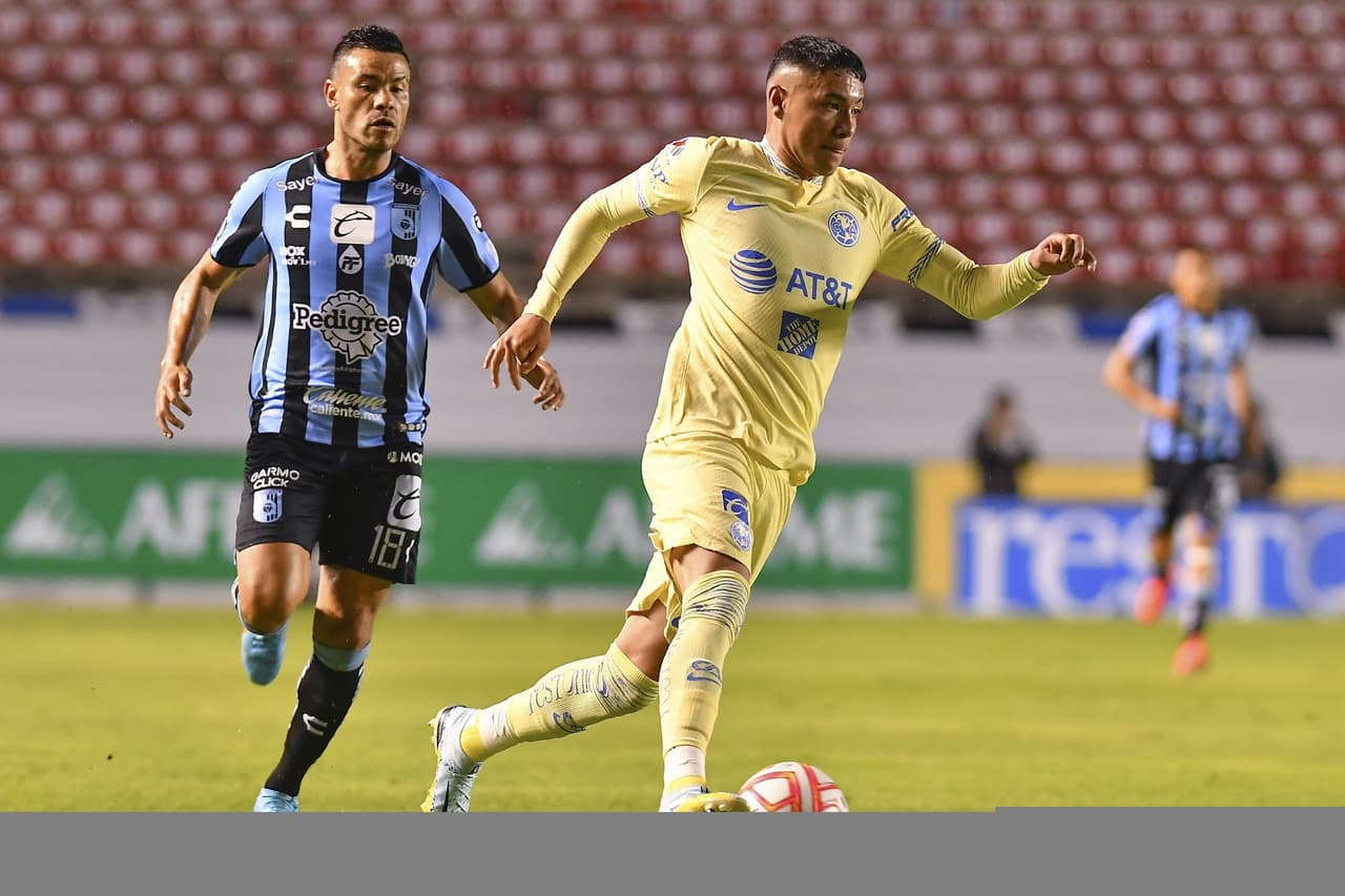 Gracias al solitario gol de Emilio Lara, el América llegó a cinco triunfos consecutivos en el Apertura 2022 y ya es tercer lugar general, mientras que Gallos Blancos no termina por recuperarse en una campaña para el olvido.