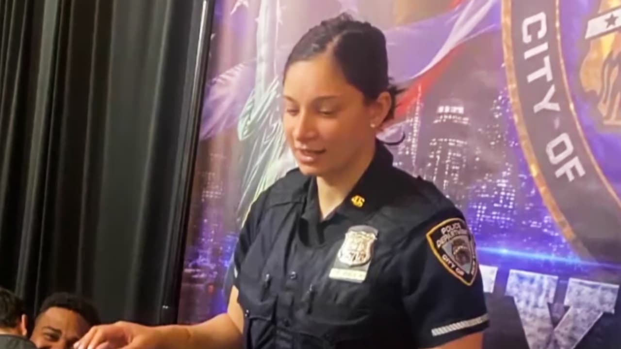 Familiares y amigos dan el último adiós a la oficial del NYPD que murió en República Dominicana