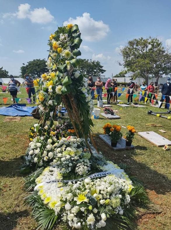 "Porque esto
<b>no se va a quedar así</b>, porque eso fue una barbaridad lo que hicieron", señaló.
<br>