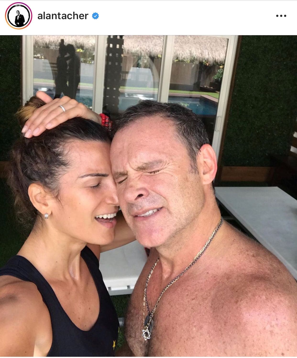 "Gracias por regalarnos este tiempo para sacar estrés y mantenernos sanos y activos en esta época de cuarentena", destacó el conductor en esta imagen, después de su entrenamiento.