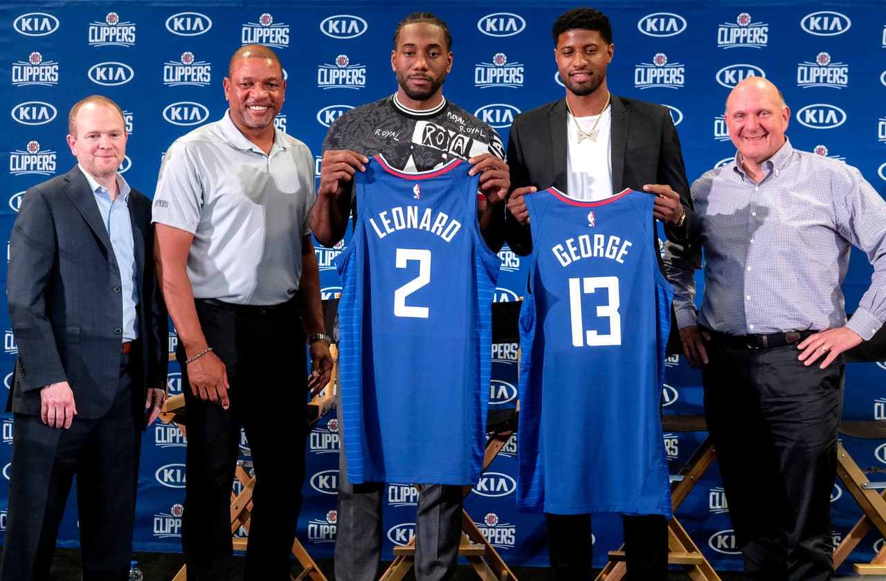 Clippers presenta a Kawhi Leonard y Paul George