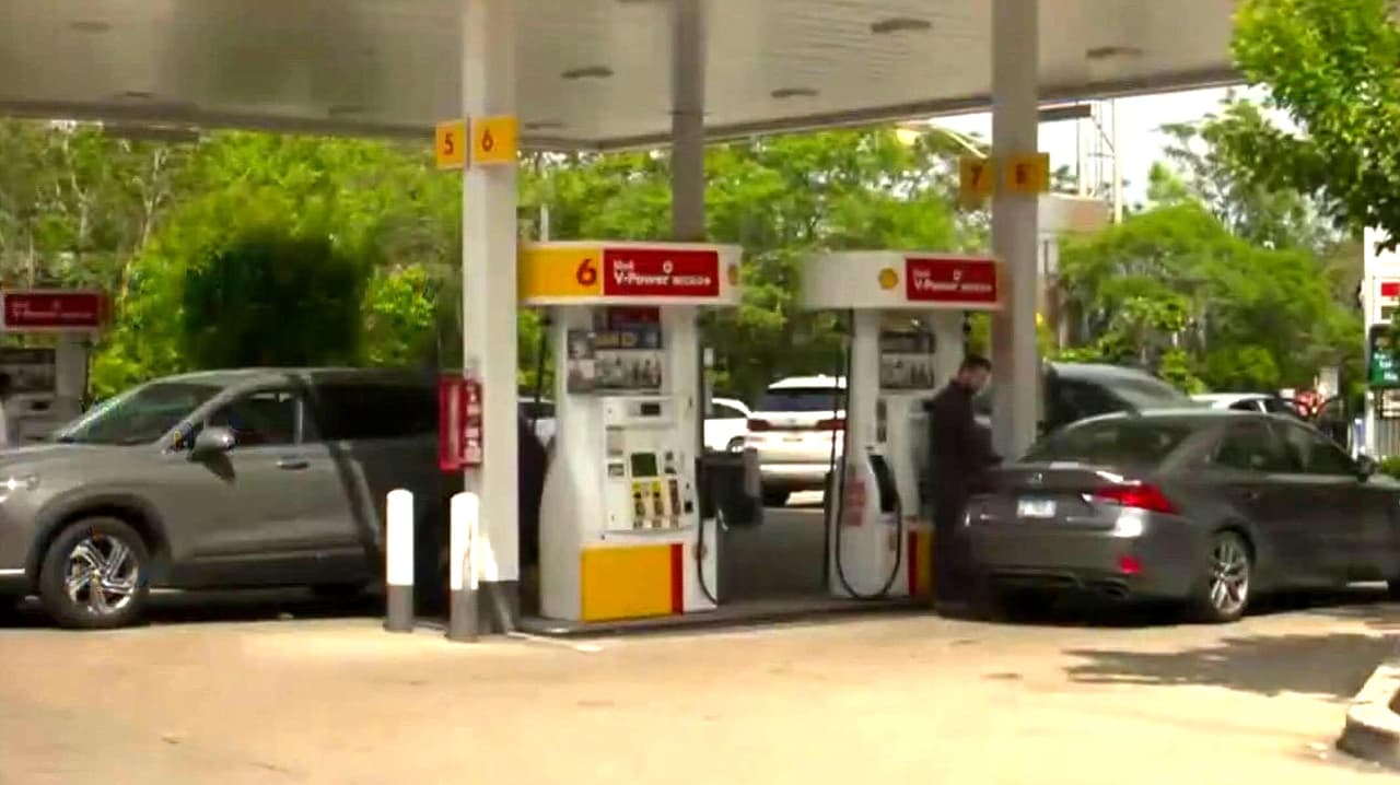 Precio de la gasolina hoy 6 de abril, en promedio 4.12 dólares, en California supera los 6 dólares