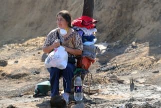 El incendio en el puerto de Valparaíso, Chile, dejó más de 11 mil damnificados. Algunos perdieron literalmente todo y dependen de la ayuda pública y privada para recuperar sus vidas.