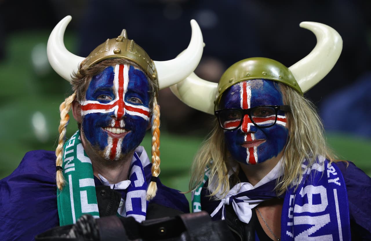Los fanáticos de Islandia son una muestra muy particular de apoyo a su selección, que en el caso del equipo de fútbol masculino de mayores, que será rival de México, estará en su primer Mundial.