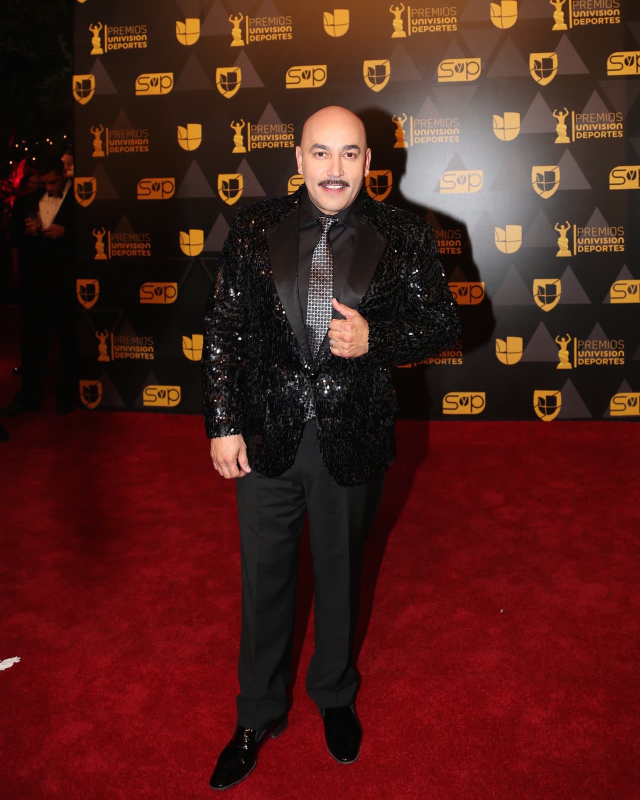 Sin embargo, el hermano de Jenni Rivera elogió la belleza de la intérprete de 'Sapito': "Todo el mundo puede encontrar a Belinda súper atractiva. Es una mujer muy atractiva, es la mujer más bella que he conocido en mi vida y la atracción tiene que existir", comentó.