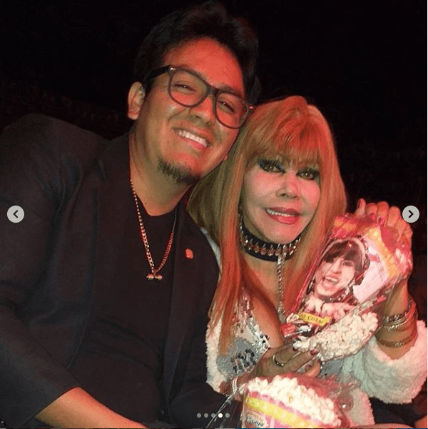 En abril del presente año, Judith Bustos protagonizó una polémica historia. De acuerdo con el portal de 
<b><a href="https://www.tvynovelas.com/us/tv-y-novelas/dejan-plantada-a-la-tigresa-del-oriente-en-el-altar/" target="_blank">TVyNovelas</a></b>, la cantante fue plantada en el altar por su novio Elmer Molocho, de 27 años.