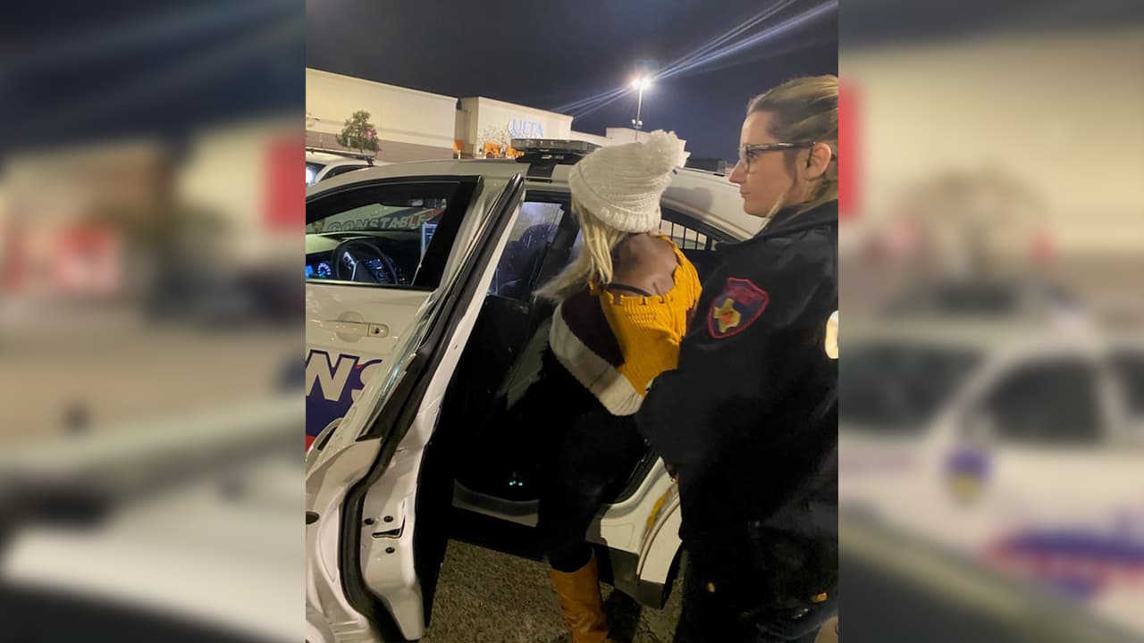 Empleados de la tienda ya habían observado a los sospechosos y fueron detenidos por la Unidad de Prevención de Pérdidas de Target.