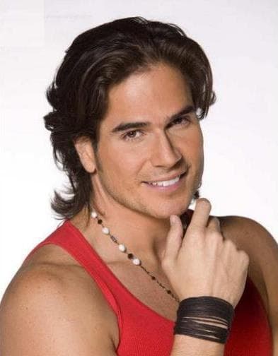 Tiene la sonrisa perfecta que enamora a cualquiera.