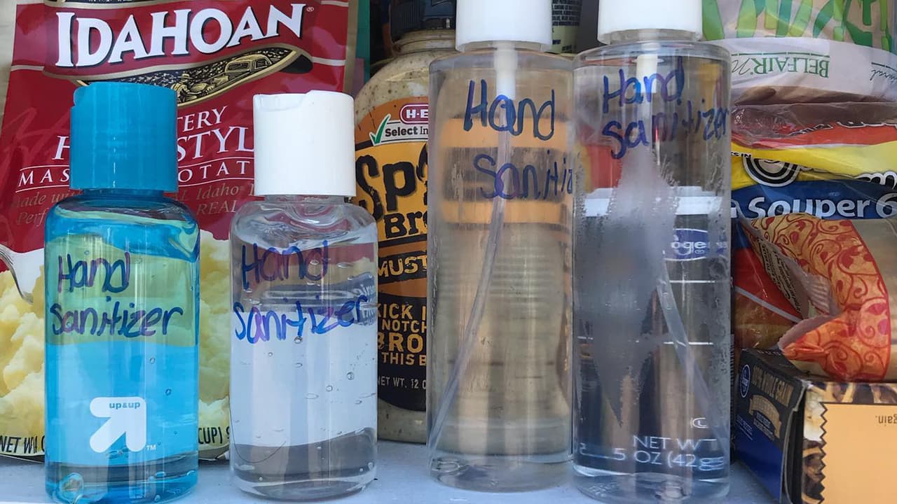 Alexandra Castillo se dio cuenta de lo difícil que era encontrar algunos productos en los establecimientos durante la
<a href="https://www.univision.com/local/houston-kxln/h-e-b-extiende-de-forma-temporal-sus-horas-de-operaciones-en-houston">pandemia</a>.