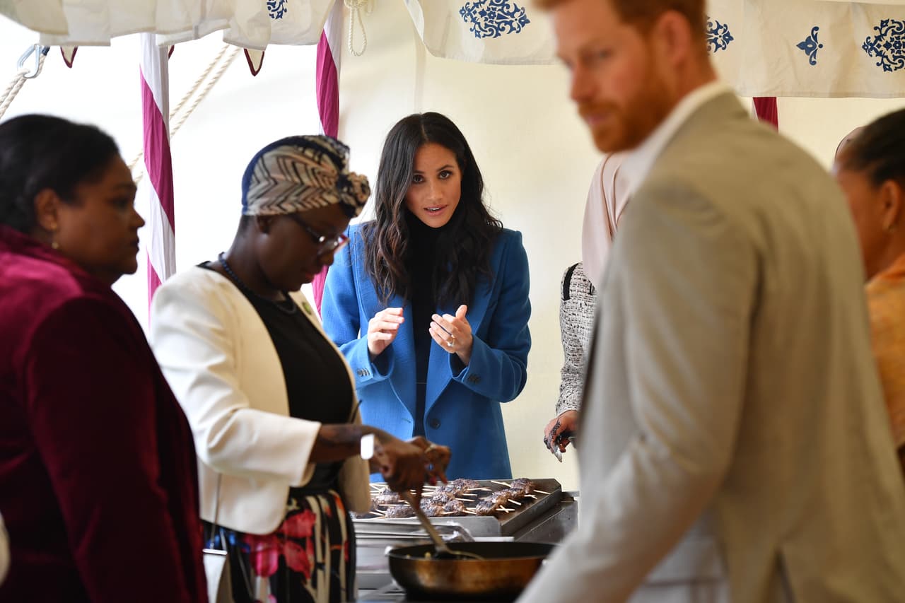 Así lució Meghan Markle en su primer evento como anfitriona en el palacio de Kensington.