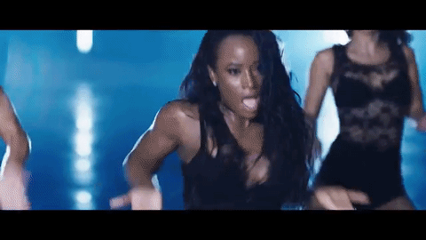 Daddy Yankee - "Shaky Shaky"