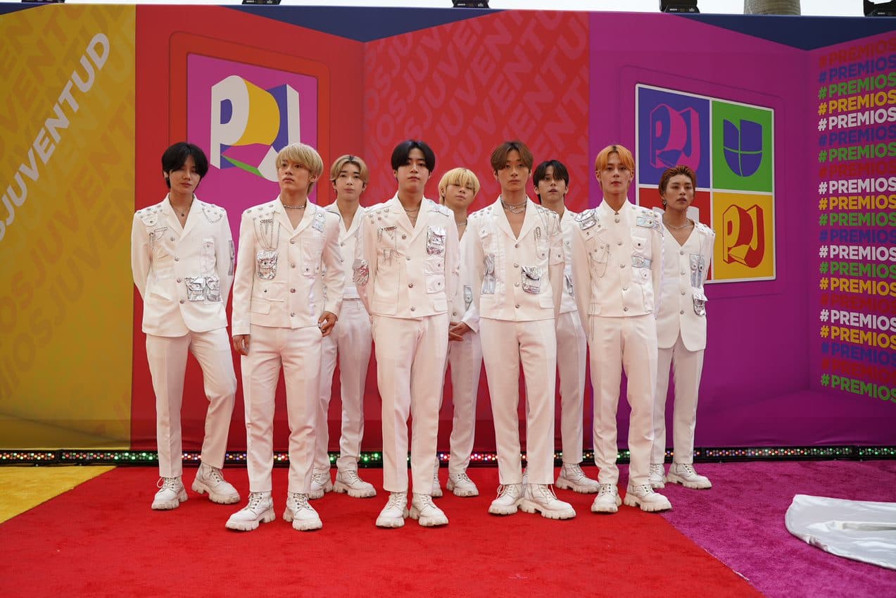 Otra bomba del K-Pop también llegó a la fiebre de Premios Juventud, la 'boy band' T1419.