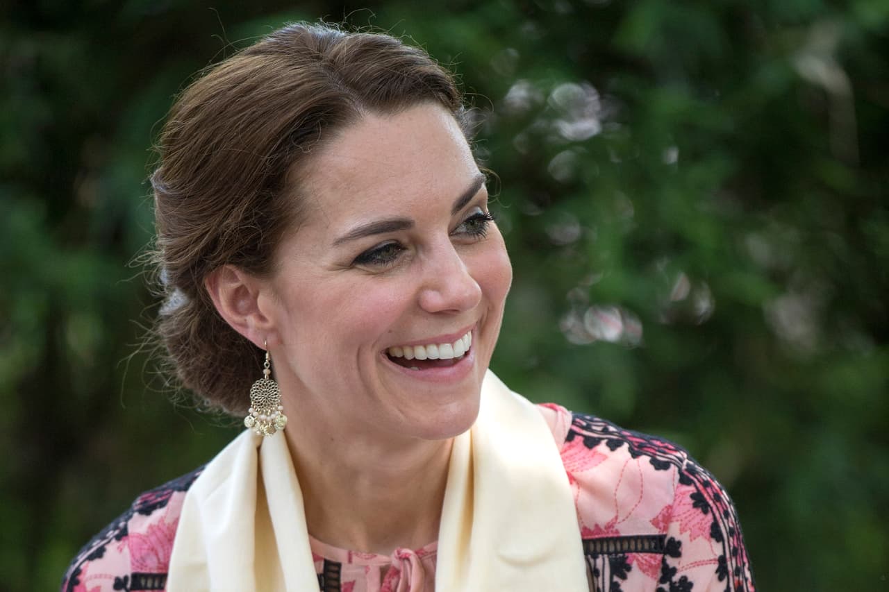 Quizá la ausencia más notable, sería la de Kate Middleton, ya que se espera que en esas mismas fechas, su hermana Pippa esté dando a luz a su primer hijo.