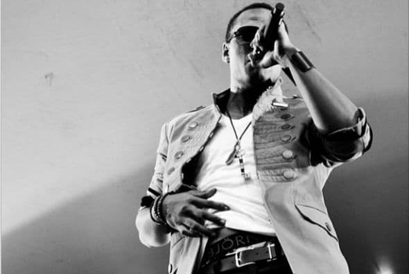 Imagínate el sabor cubano de Pitbull, el ritmo boricua de Wisin y el sonido inovador de Mohombi juntos.