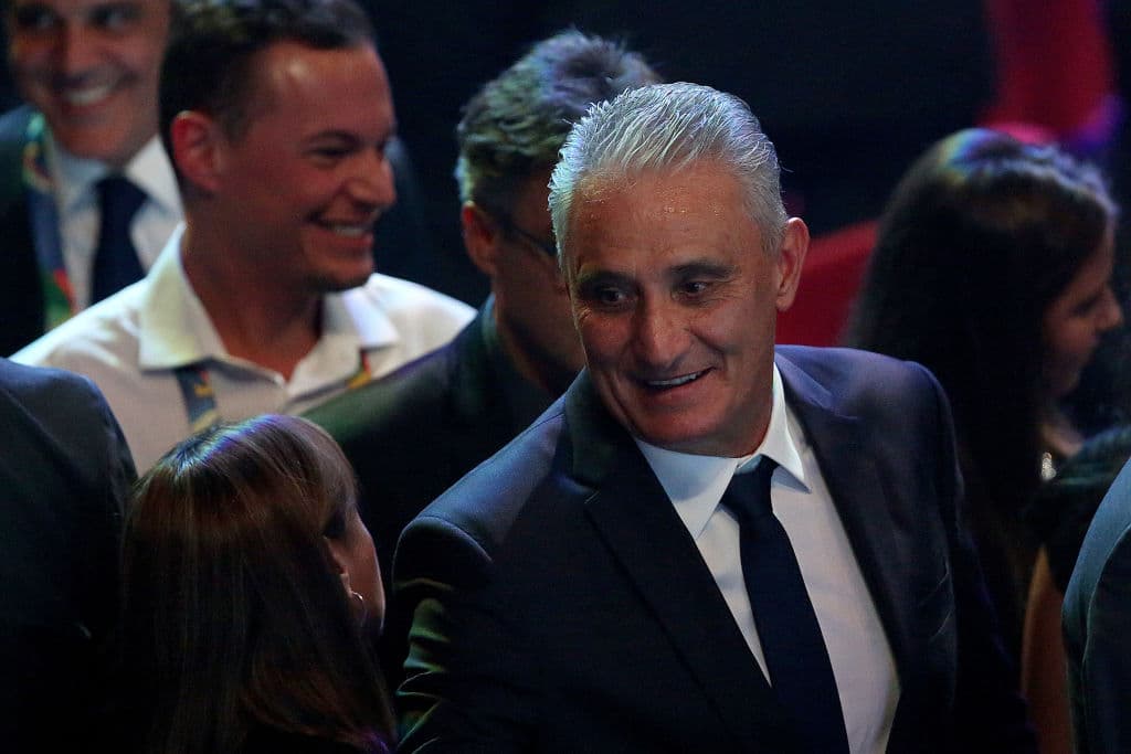 Adenor Bachi 'Tite', el entrenador de la Selección de Brasil no podía faltar en este importante evento del balompié regional.