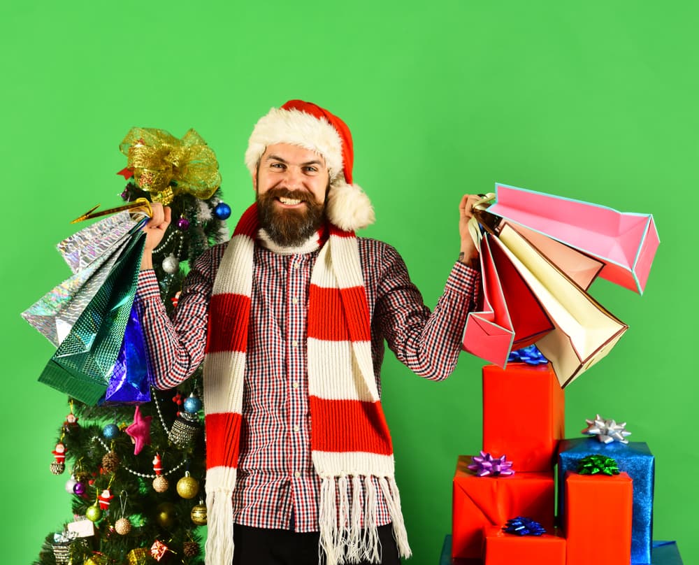 Además de su vida organizada, a un Virgo también hay que consentirlo con cosas para su salud, como un tratamiento para la piel, alguna visita a un spa, un masajito, mascarillas para cuidar su piel; también cosas para mejorar su condición, como algún aparato de ejercicios, ropa deportiva o zapatos para correr.