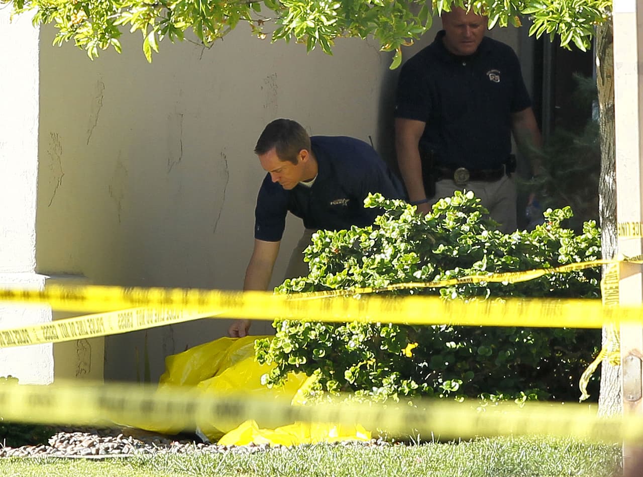 <b>Puesto 23. <a href="https://www.univision.com/temas/phoenix">Phoenix</a>, Arizona. </b>Índice de criminalidad:
<b>52.82. </b>Los colaboradores aportan información sobre su percepción del nivel de delincuencia, si hubo cambios en los últimos años, la sensación de seguridad al caminar y si se preocupan por ser asaltados, entre otros datos.