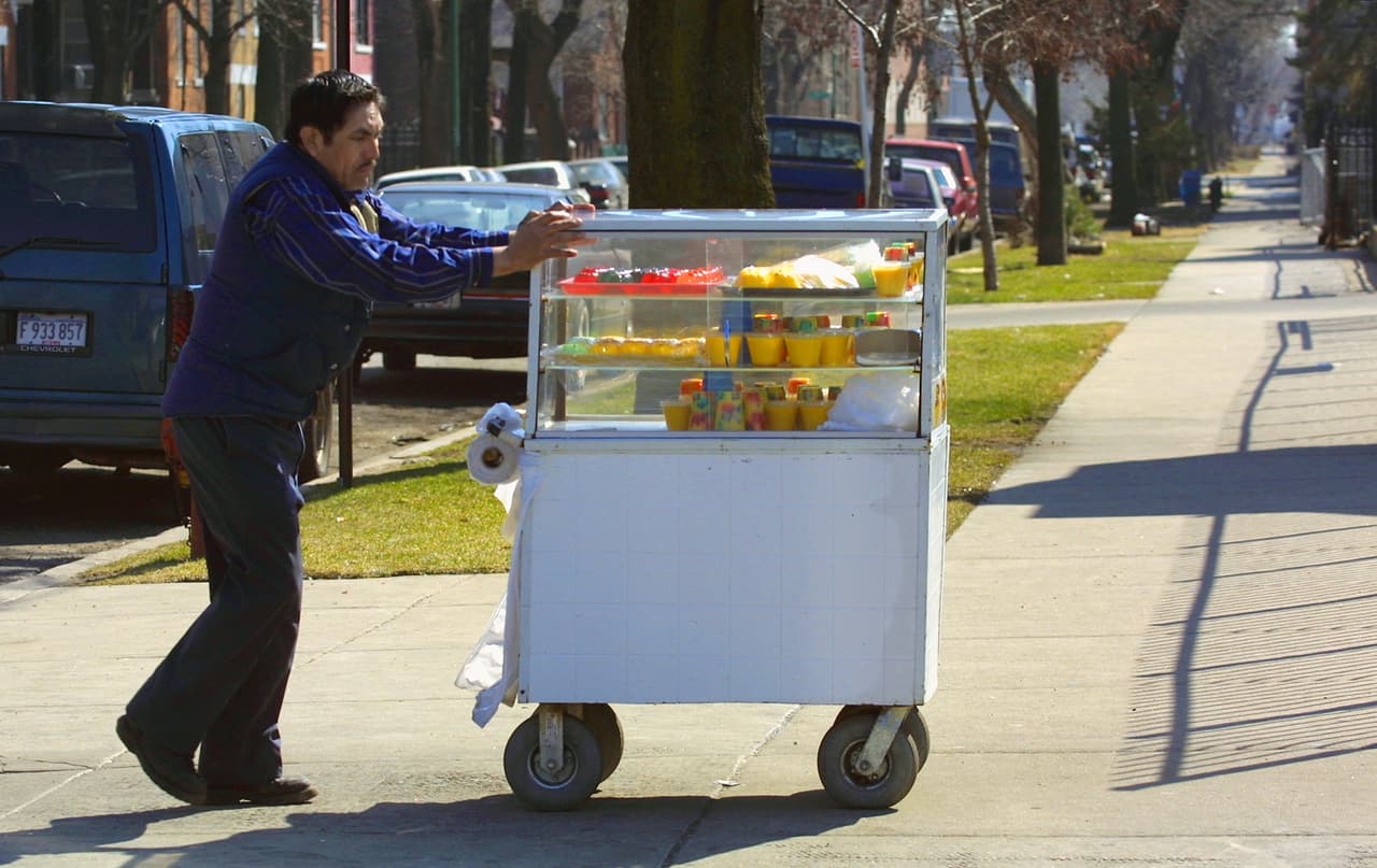 Los documentos que el propietario o microempresario puede presentar incluyen: recibos de compras de mercancías o materiales o cualquier otro soporte que permita demostrar gastos de su negocio.