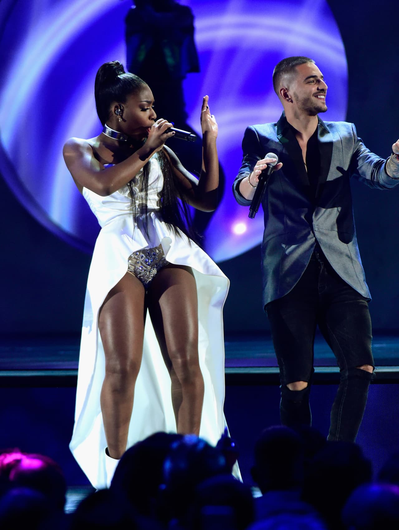 Normani Hamilton junto a Maluma.