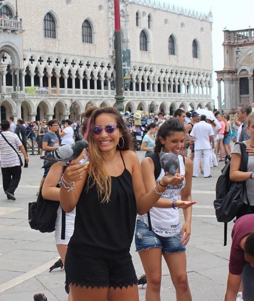 A Isadora le fascinan los viajes, y en sus redes sociales da muestra de su paso por algunas ciudades.