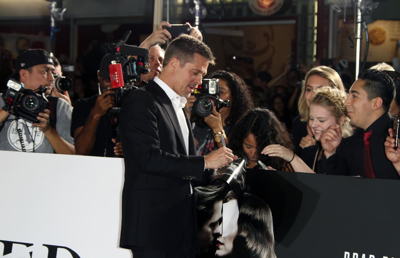 Repartió autógrafos y se tomó fotos con sus fans.