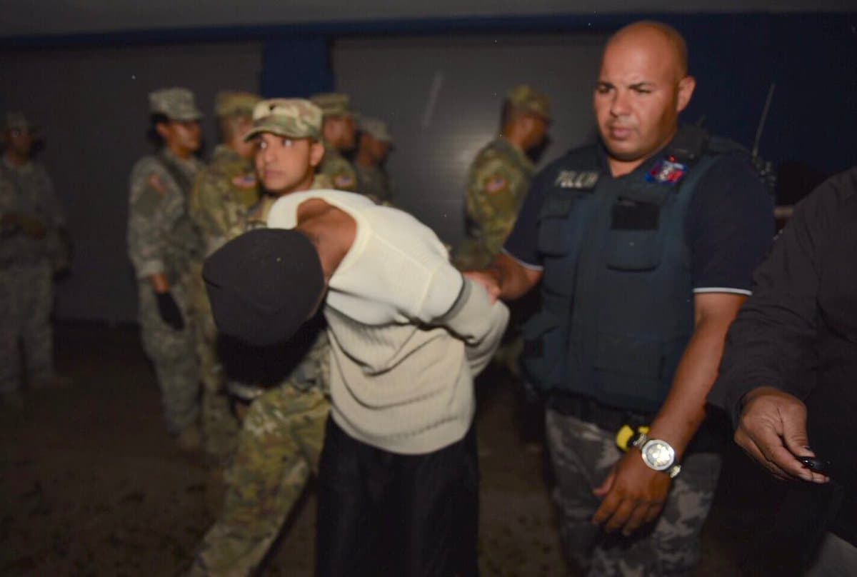 Policía reporta 25 arrestos por distintos saqueos en la isla luego del huracán María