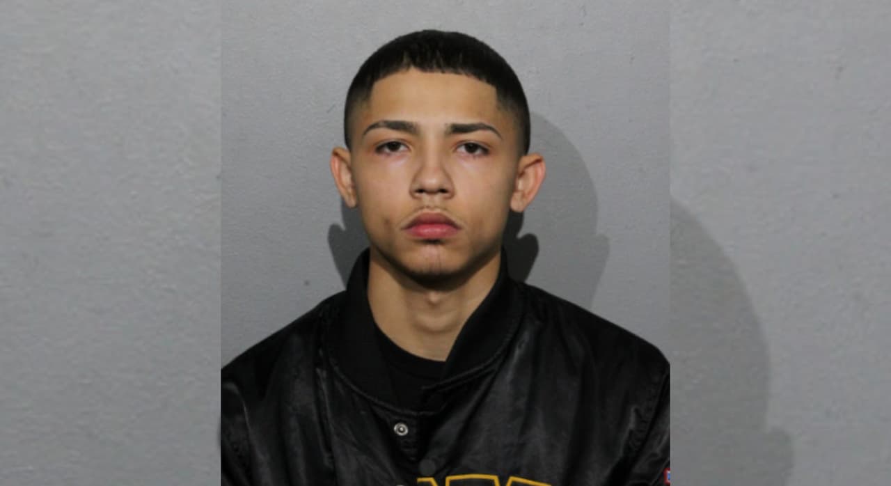 Acusan a padre de bebé de 6 meses de estar involucrado en tiroteo en bar que dejó un muerto y 3 heridos